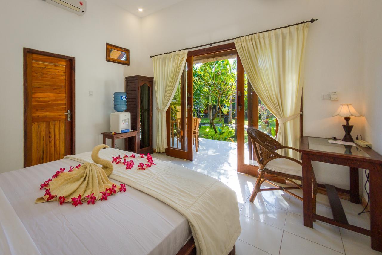 Hotel Oasis Amed Exterior foto