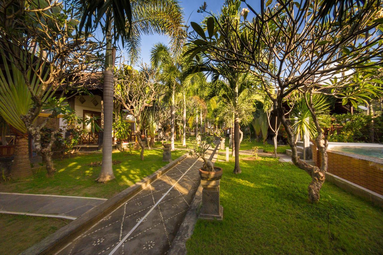 Hotel Oasis Amed Exterior foto